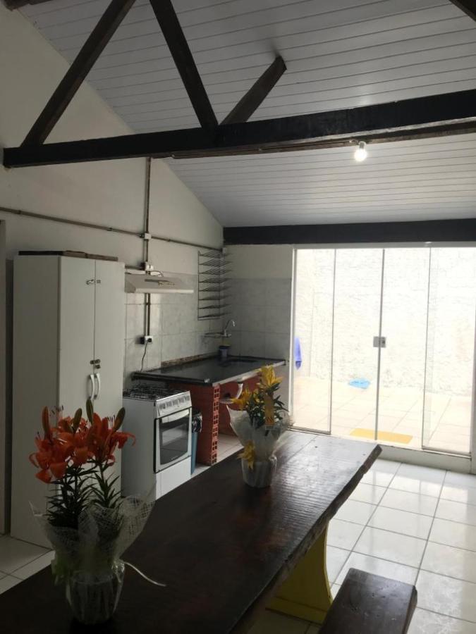 Hostel Banana House Бомбиняс Екстериор снимка