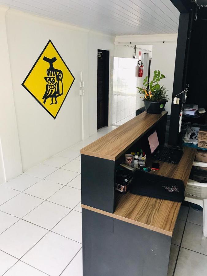 Hostel Banana House Бомбиняс Екстериор снимка